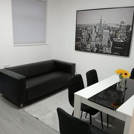Roovi'S Nest Villa Нотингам Екстериор снимка