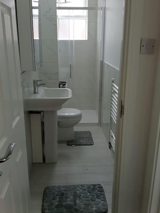 Roovi'S Nest Villa Нотингам Екстериор снимка