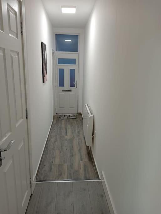 Roovi'S Nest Villa Нотингам Екстериор снимка