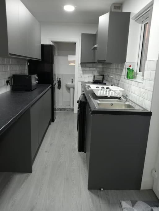 Roovi'S Nest Villa Нотингам Екстериор снимка