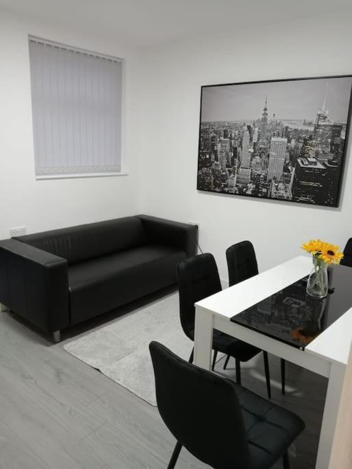 Roovi'S Nest Villa Нотингам Екстериор снимка